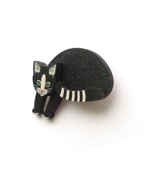 black and white sleeping cat brooch 3