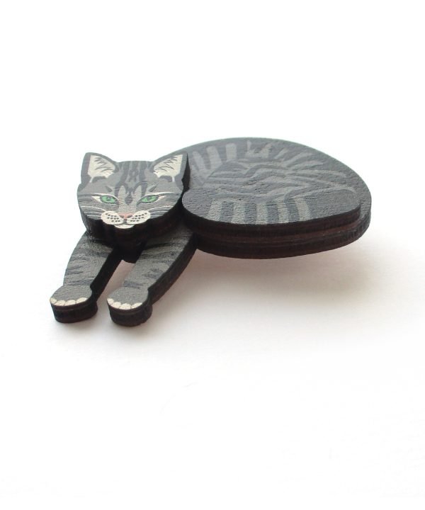 sleeping tabby cat brooch 3